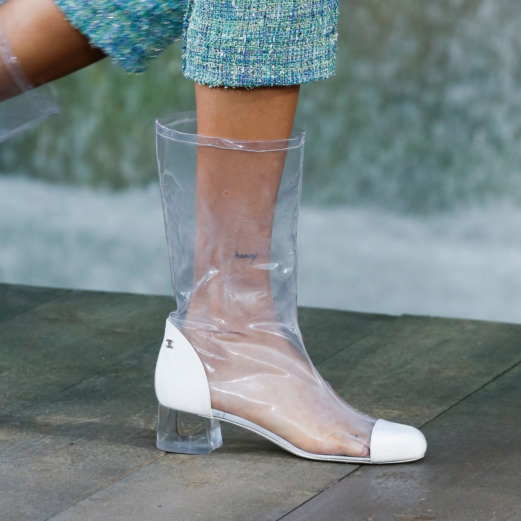 xu hướng thời trang gây bất tiện ảnh 8 xu huong thoi trang gay bat tien anh 8