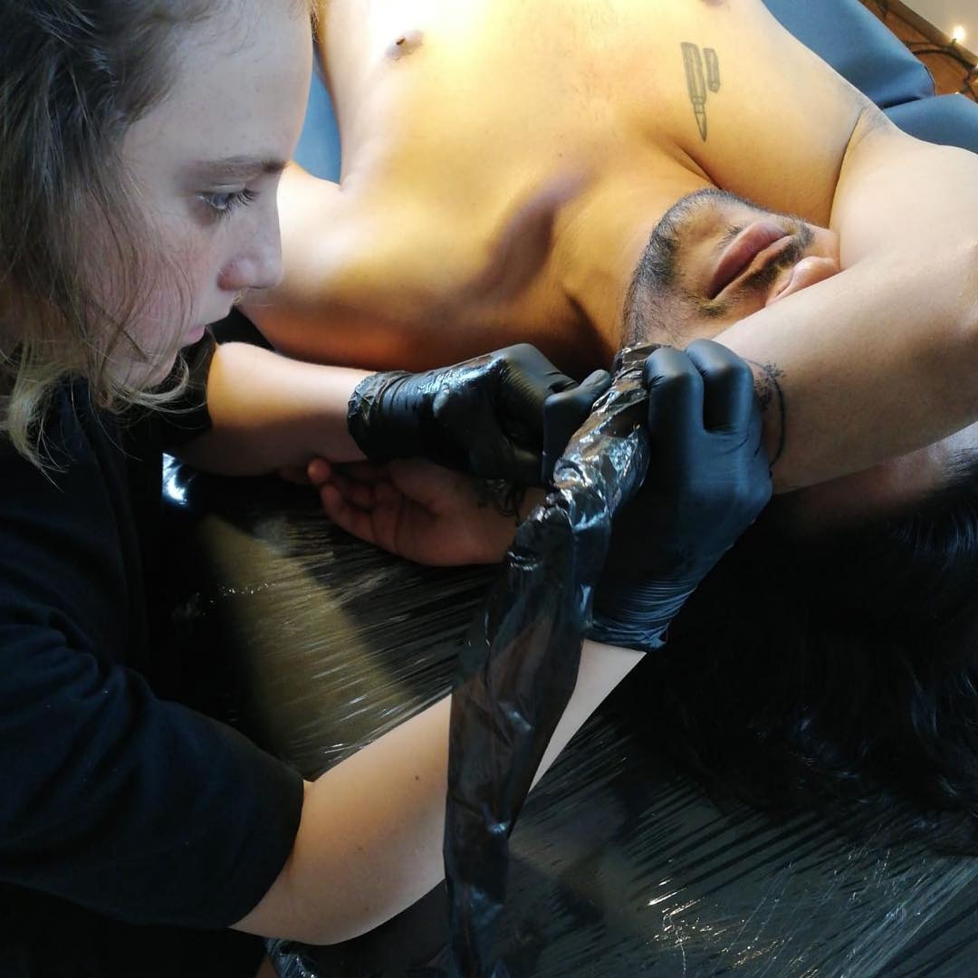 thợ xăm nhí nổi tiếng ảnh 10 tho xam nhi noi tieng anh 10