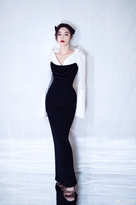 sao trung mặc gợi cảm dự sự kiện ảnh 10 sao trung mac goi cam du su kien anh 10