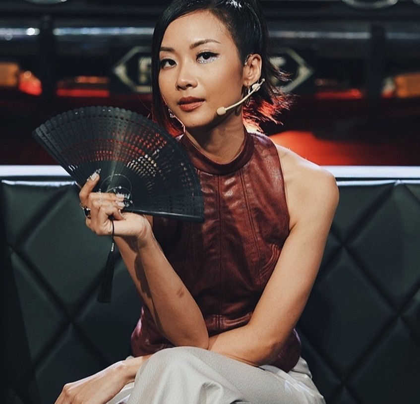 boc gia trang phuc rap viet trong tap 13 anh 6