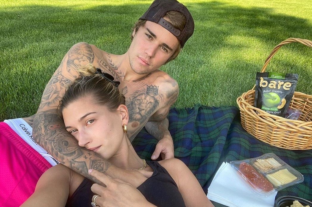 Justin Bieber dung xam len co vi vo hinh anh