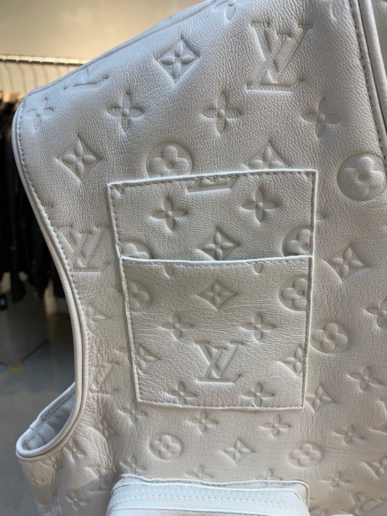 ricky star mặc áo giống sơn tùng mtp ảnh 9 ricky star mac ao giong son tung mtp anh 9