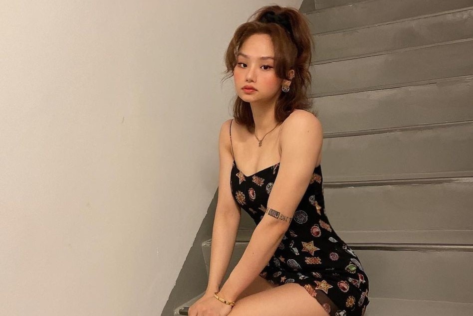 Thoi trang doi thuong cua Miu Le va dan sao nu hinh anh