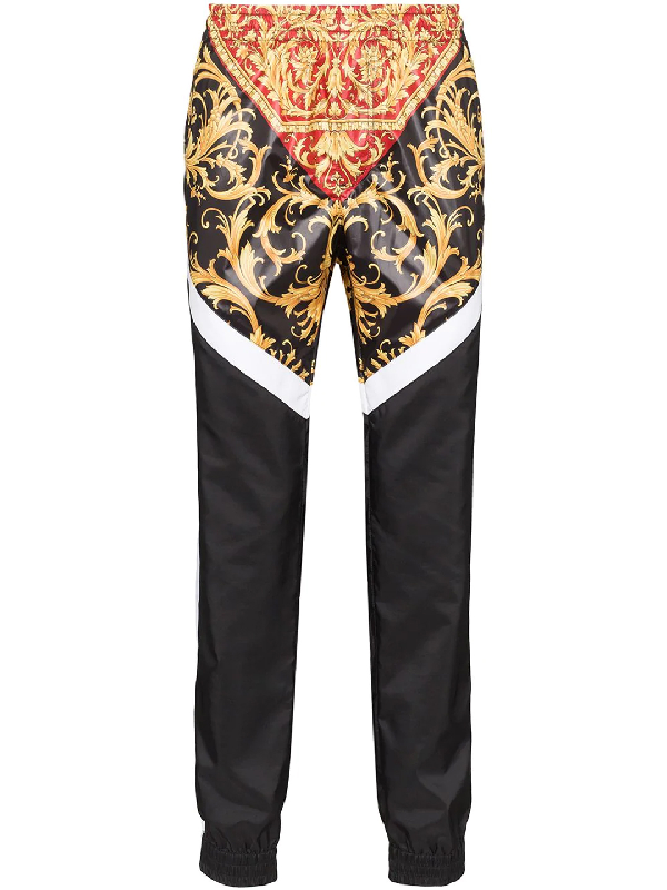 boc do giam khao king of rap anh 9