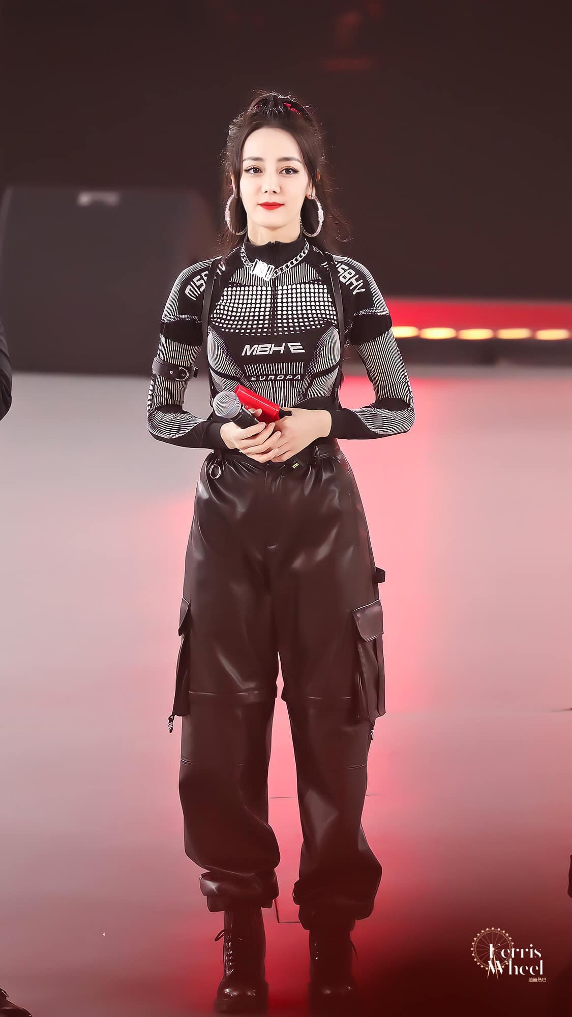 dich le nhiet ba mac do bo anh 4