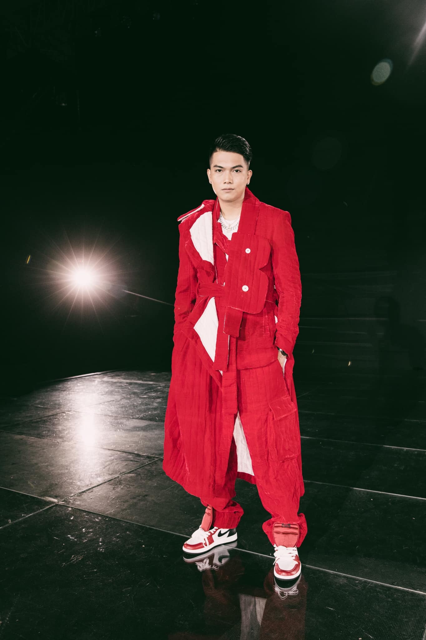 boc do giam khao king of rap anh 4