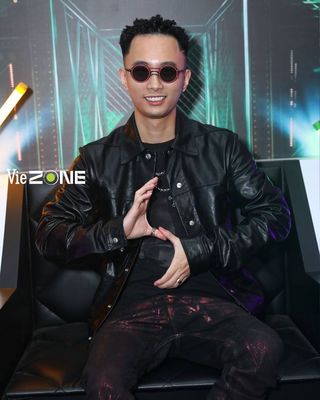 thoi trang cua huan luyen vien rap viet anh 39