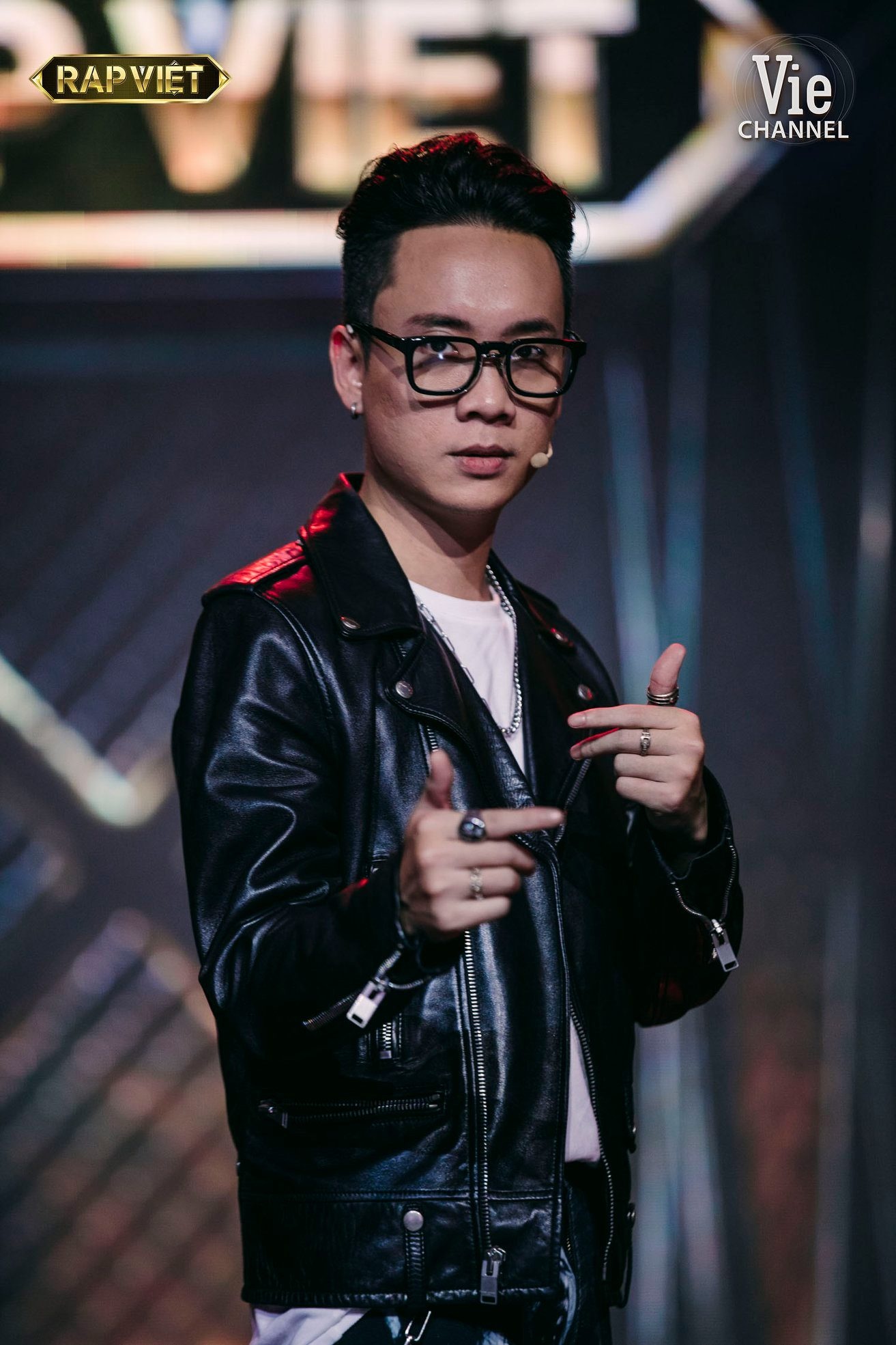 thoi trang cua huan luyen vien rap viet anh 43