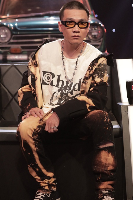 thoi trang cua huan luyen vien rap viet anh 32