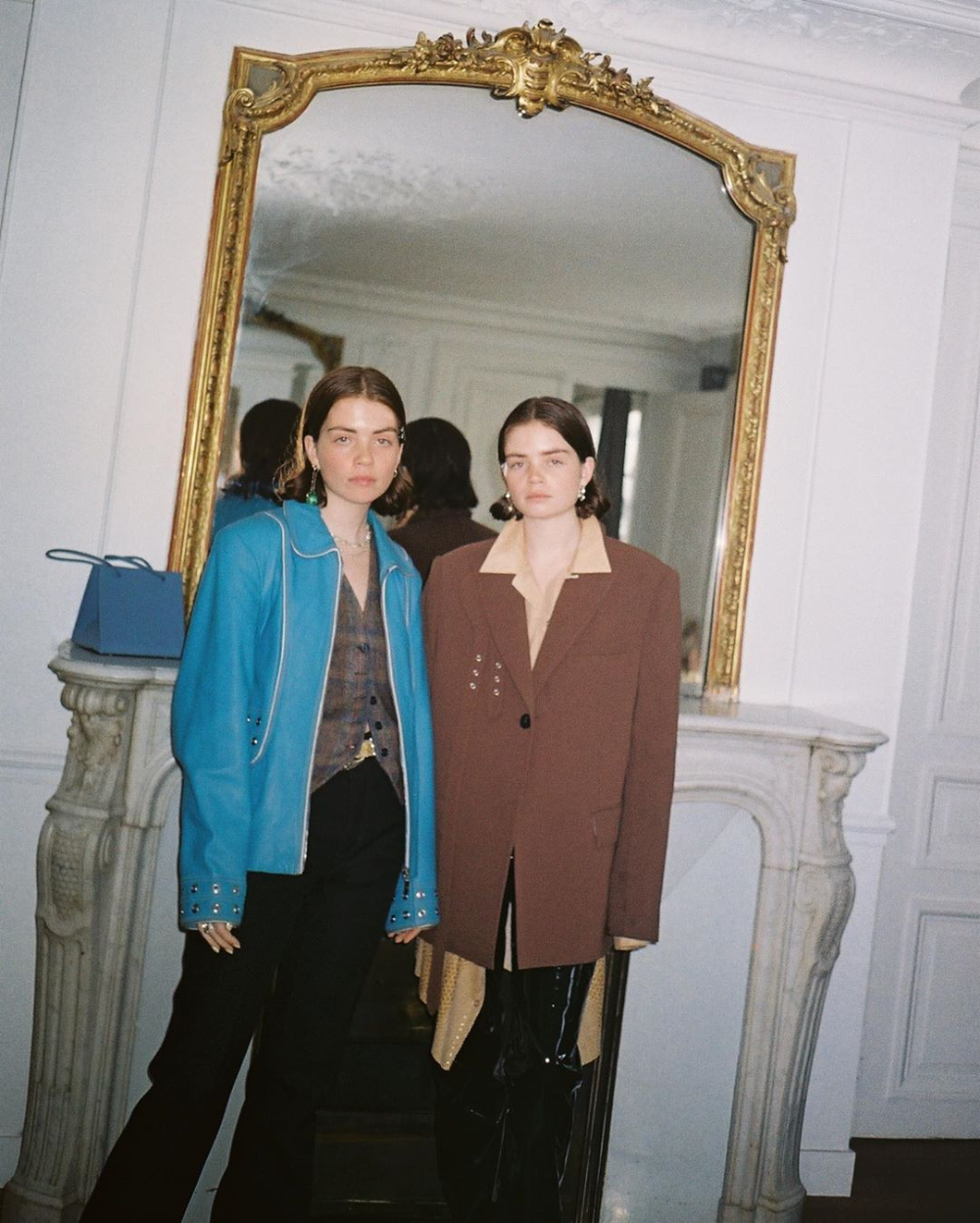 cap sinh doi mac do ton dang anh 5