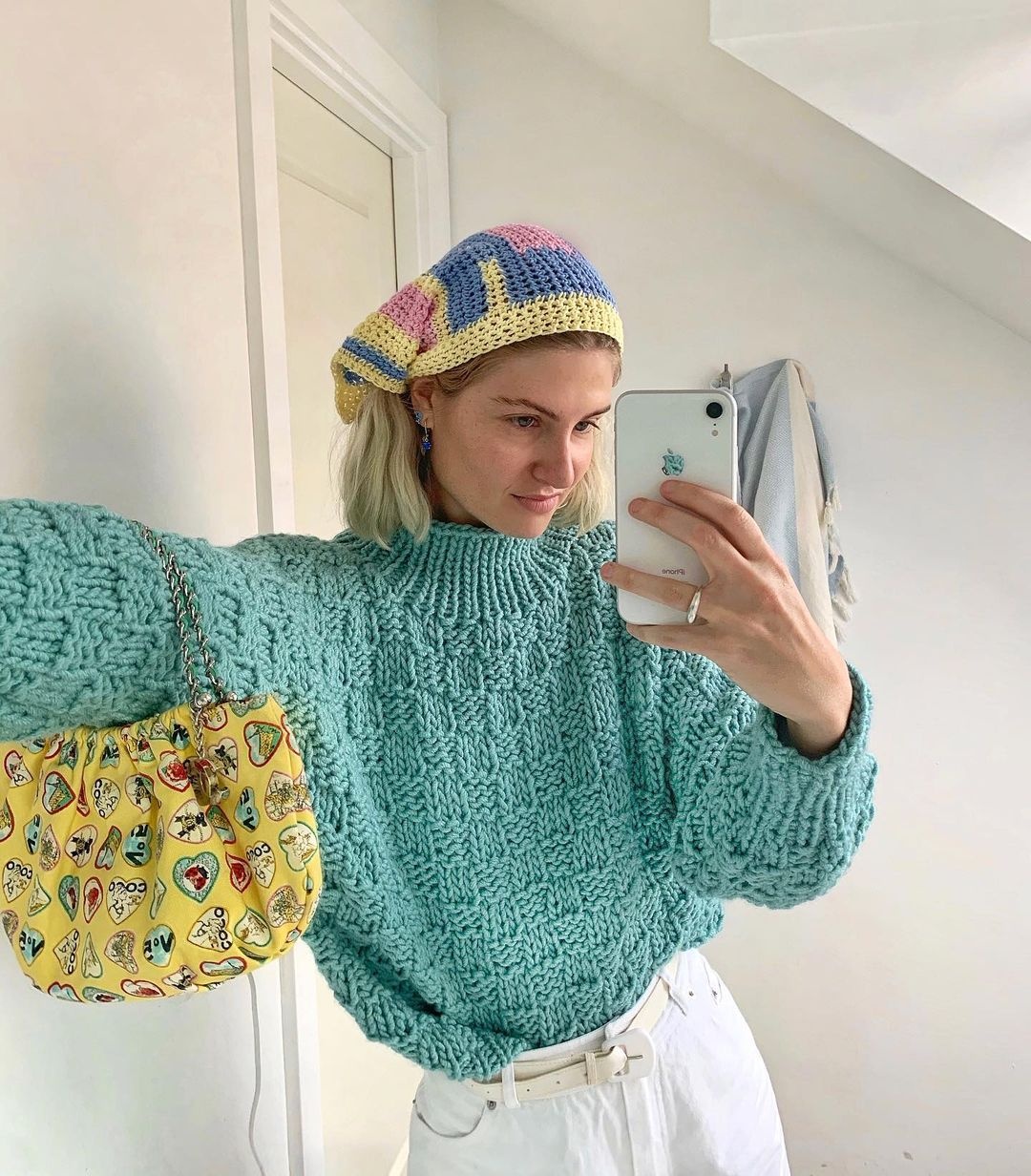 cô gái đan mạch mặc nhiều màu ảnh 5 co gai dan mach mac nhieu mau anh 5