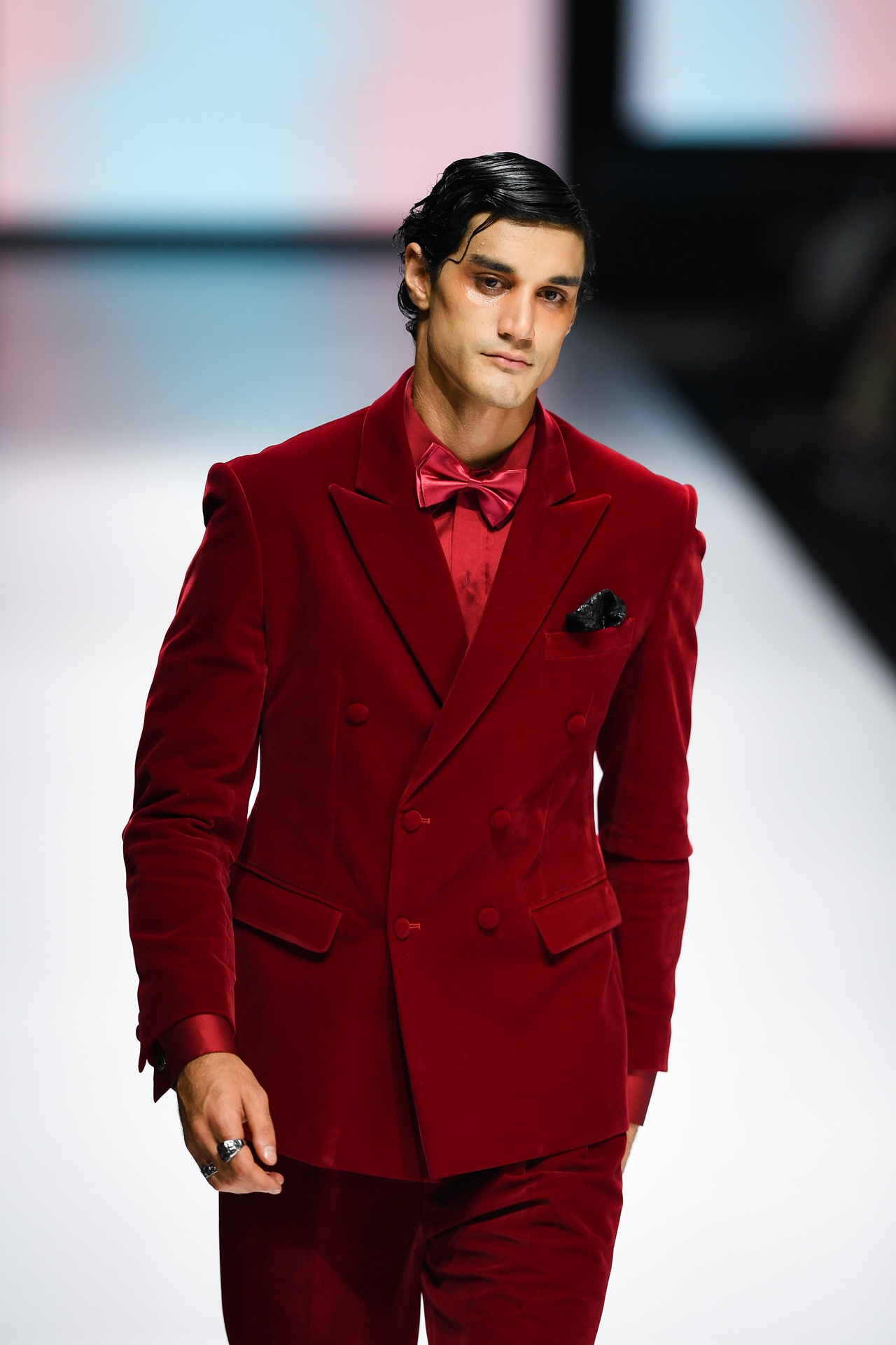 Aquafina Tuan le Thoi trang Quoc te Viet Nam 2020 anh 5