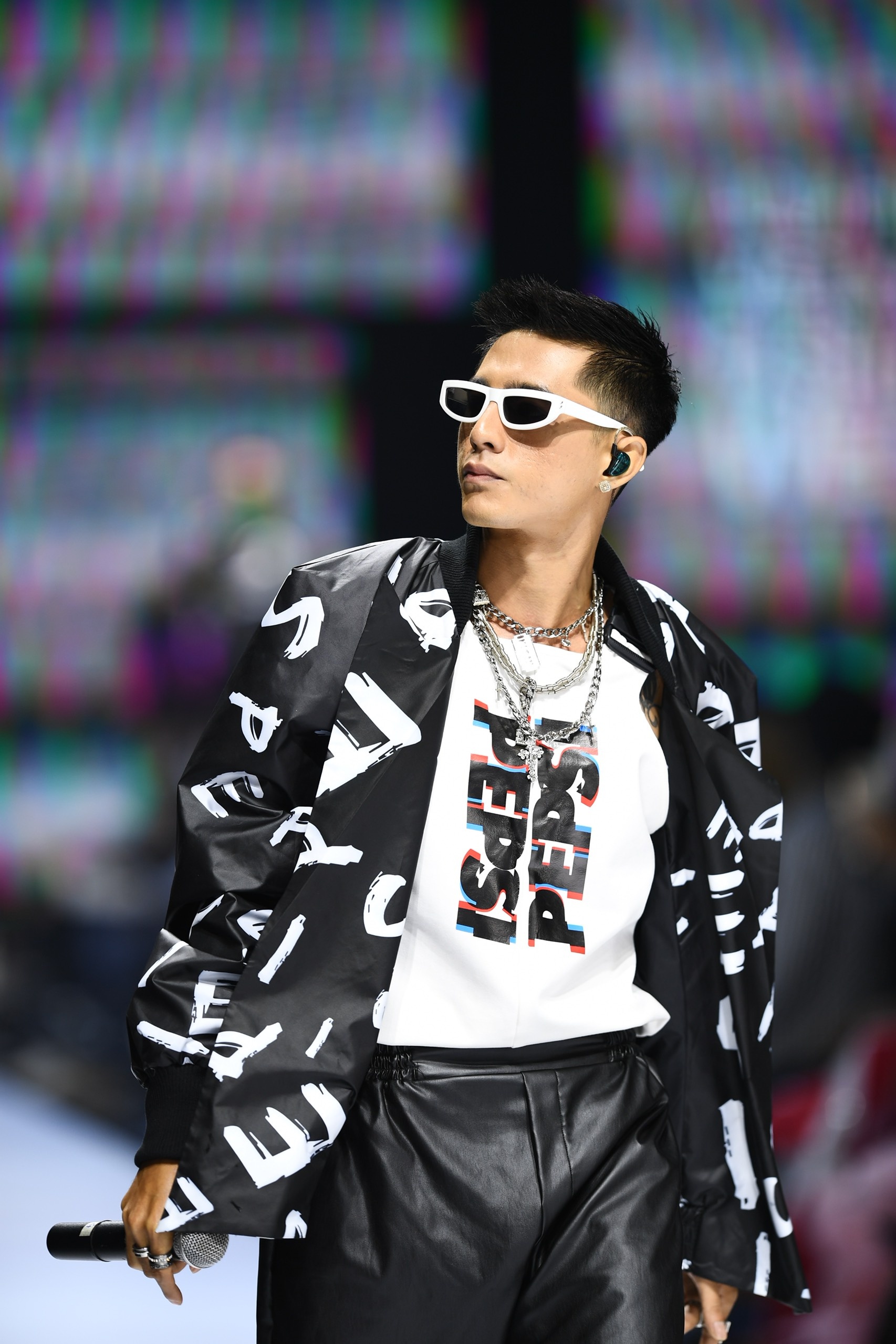 Aquafina Tuần lễ Thời trang Quốc tế Việt Nam ảnh 7 Aquafina Tuan le Thoi trang Quoc te Viet Nam anh 7