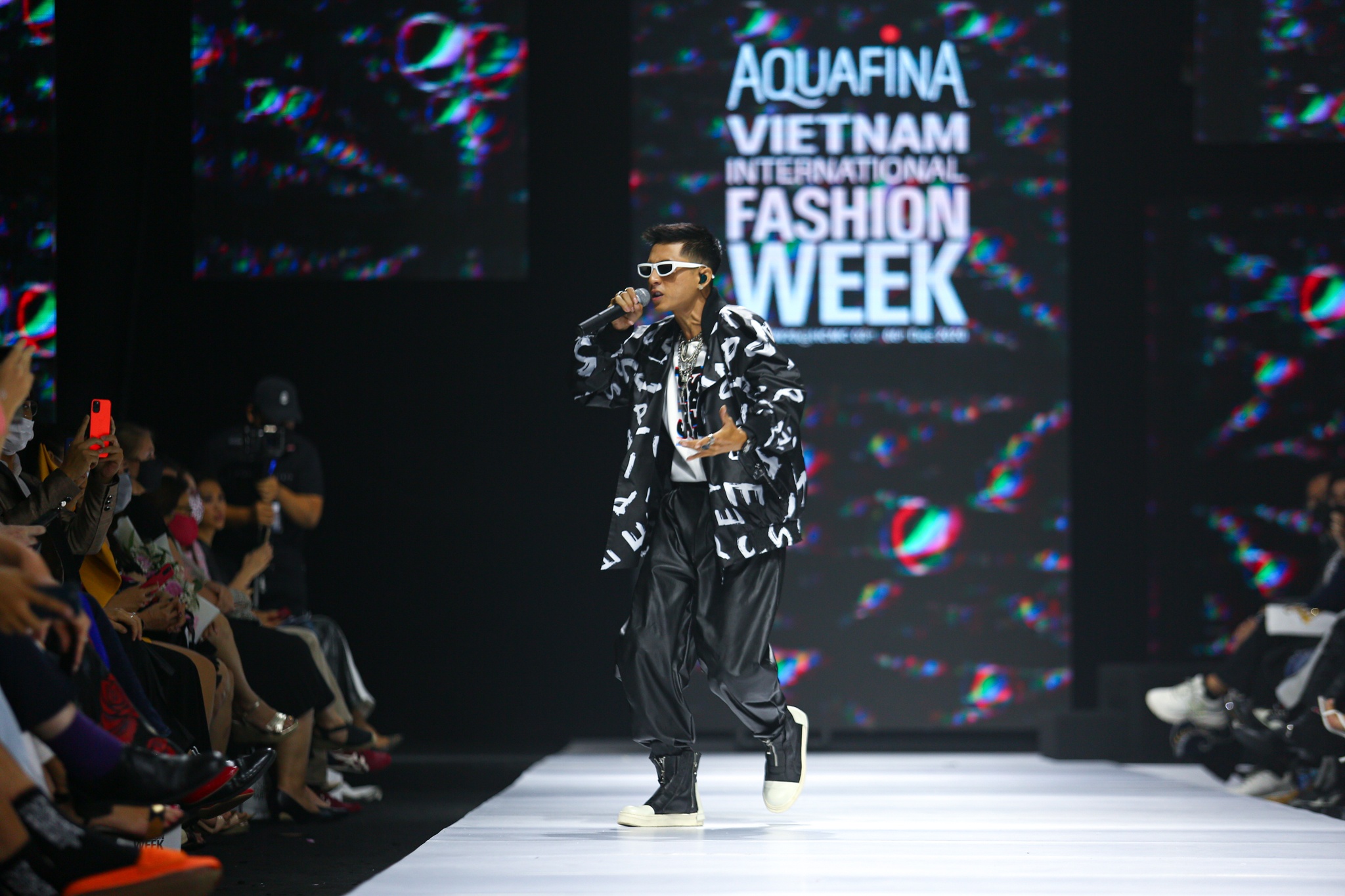 Aquafina Tuan le Thoi trang Quoc te Viet Nam anh 5