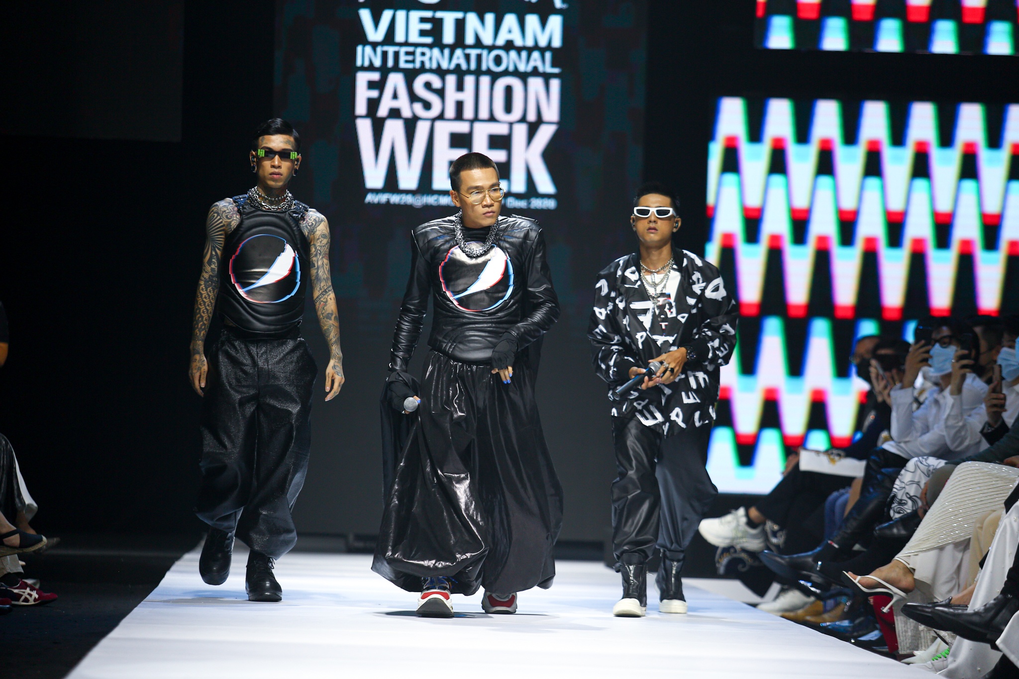 Aquafina Tuan le Thoi trang Quoc te Viet Nam anh 8