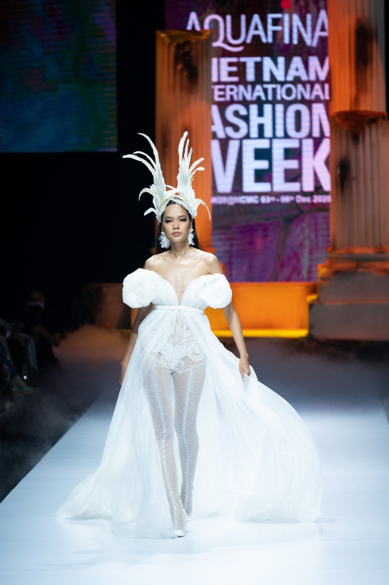 aquafina tuần lễ thời trang quốc tế việt nam ảnh 17 aquafina tuan le thoi trang quoc te viet nam anh 17