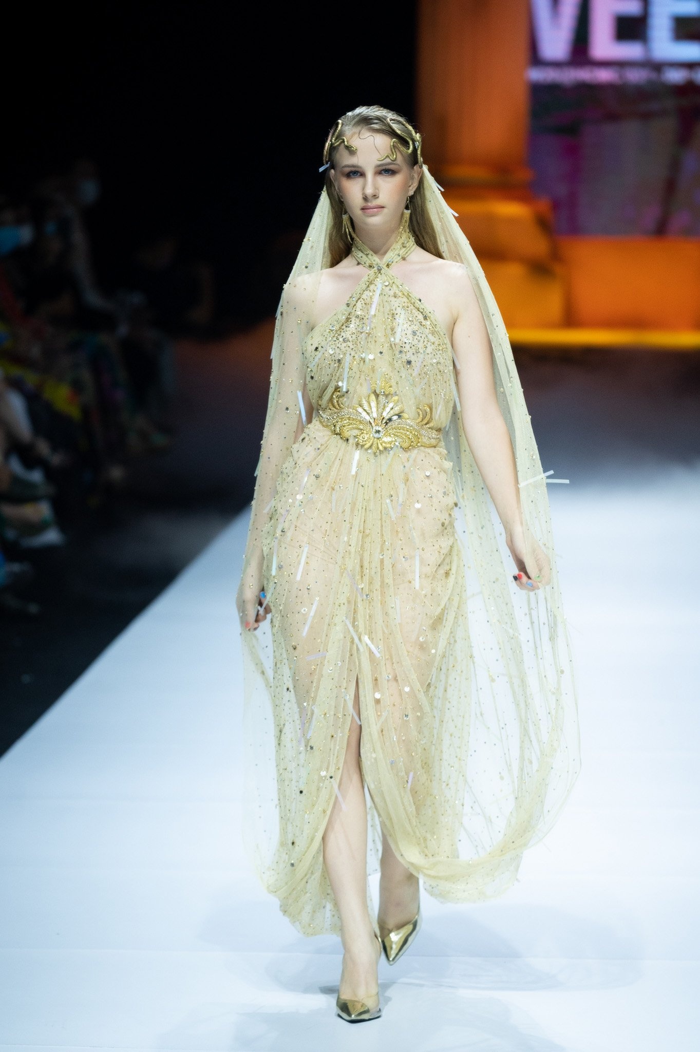 aquafina tuần lễ thời trang quốc tế việt nam ảnh 20 aquafina tuan le thoi trang quoc te viet nam anh 20