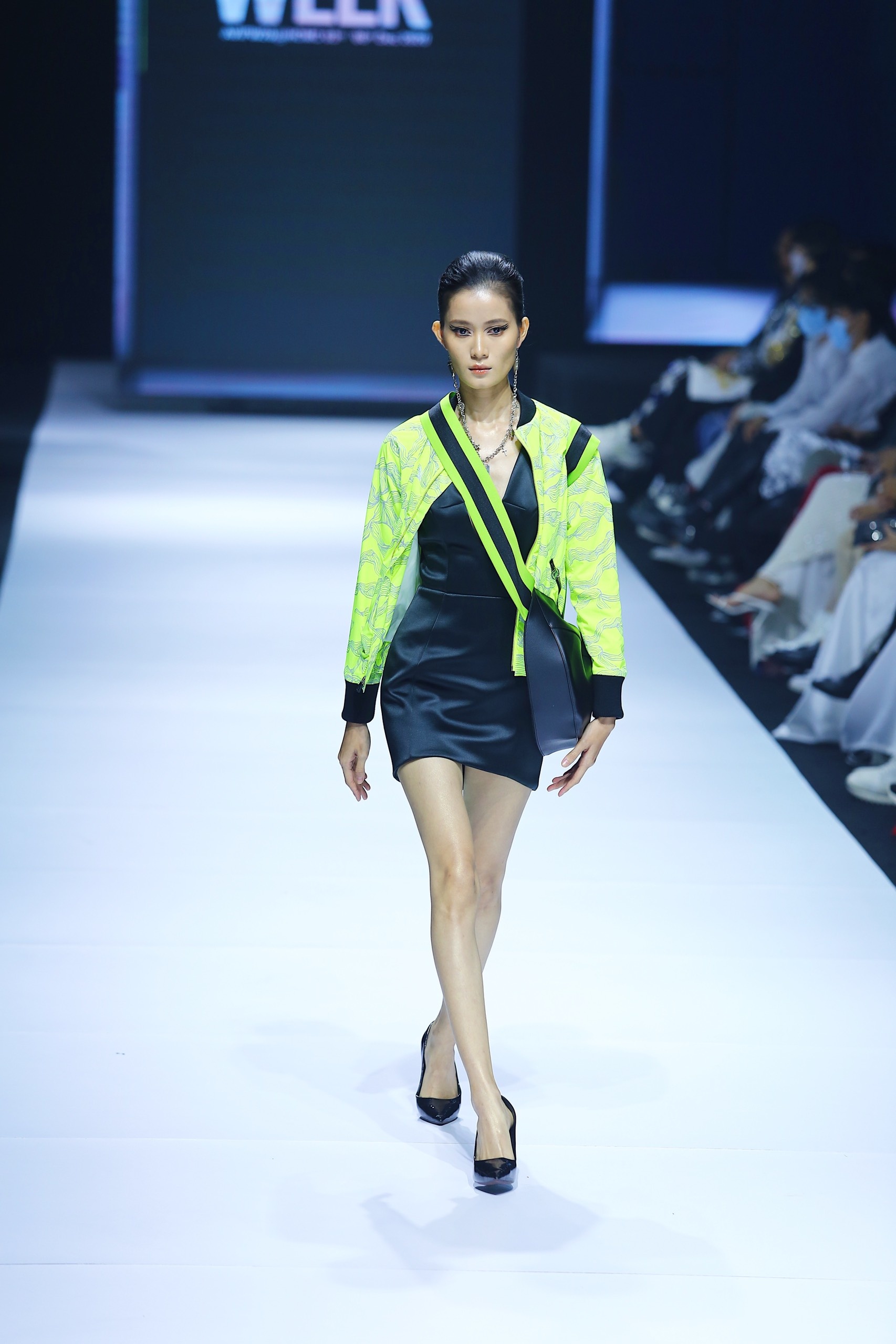 Aquafina Tuần lễ Thời trang Quốc tế Việt Nam ảnh 25 Aquafina Tuan le Thoi trang Quoc te Viet Nam anh 25