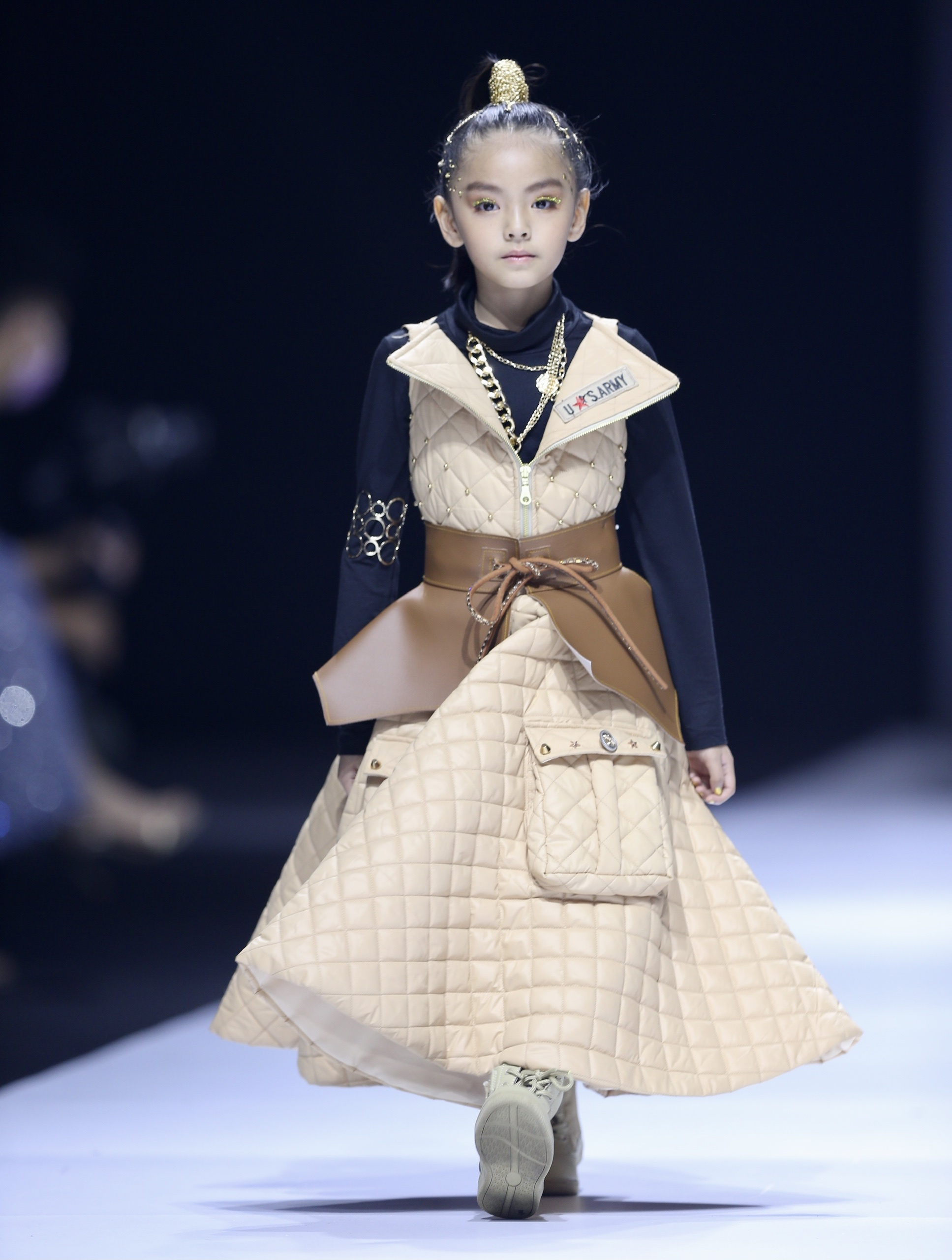 aquafina tuần lễ thời trang quốc tế việt nam ảnh 14 aquafina tuan le thoi trang quoc te viet nam anh 14