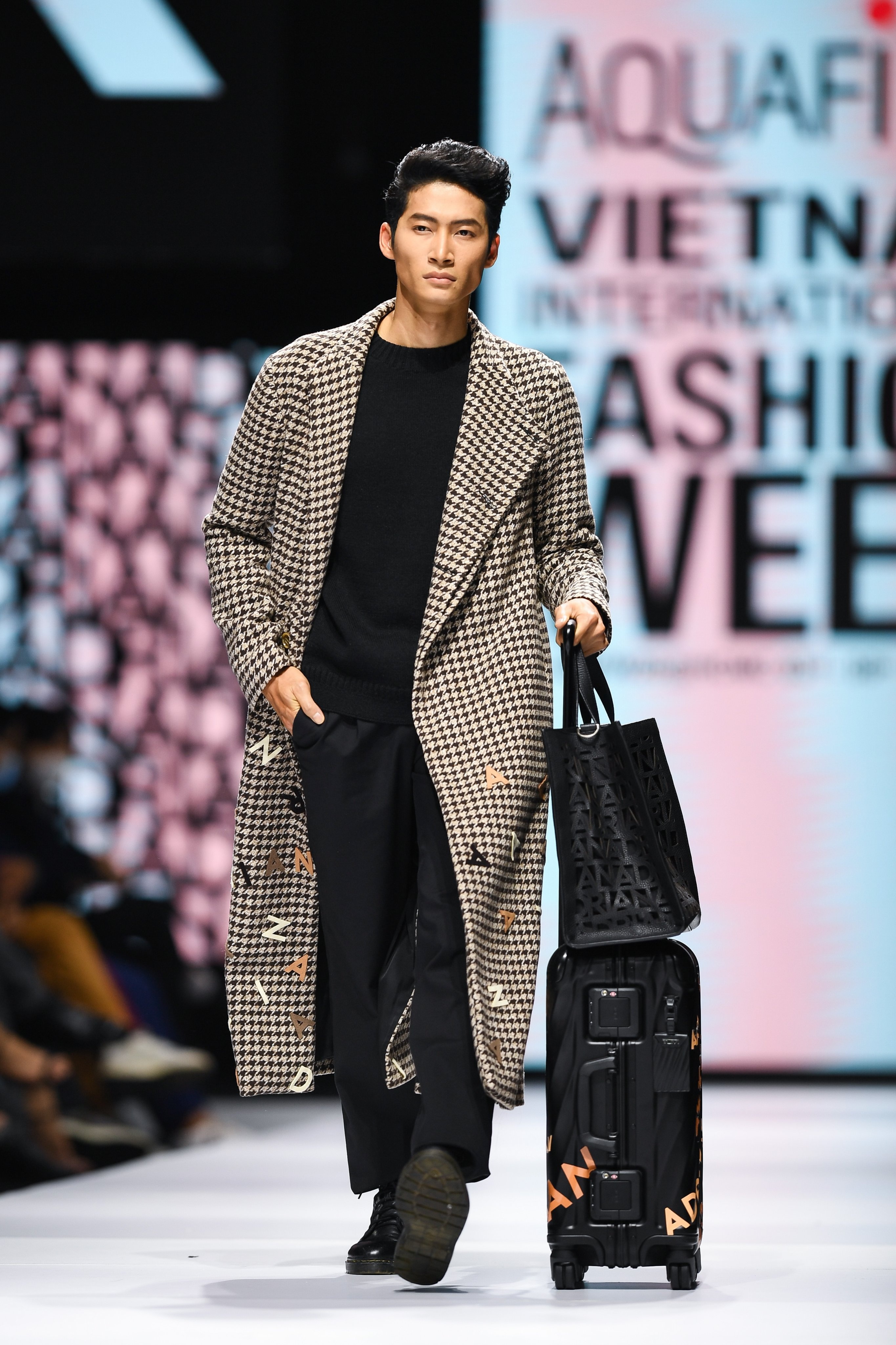 Adrian Anh Tuấn ảnh 11 Adrian Anh Tuan anh 11
