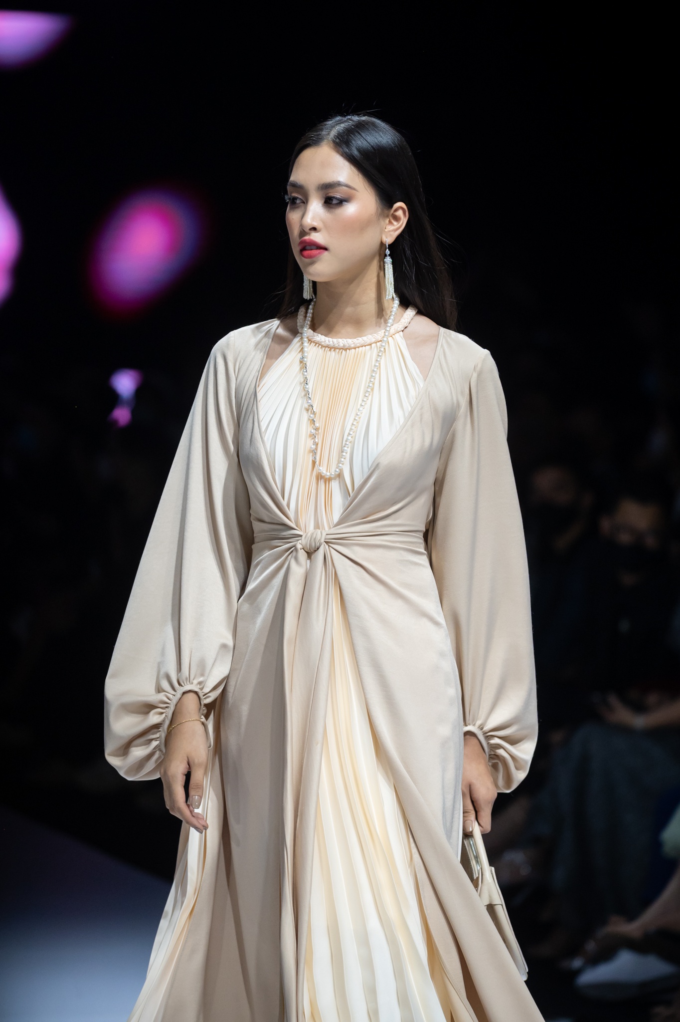 Adrian Anh Tuấn ảnh 3 Adrian Anh Tuan anh 3