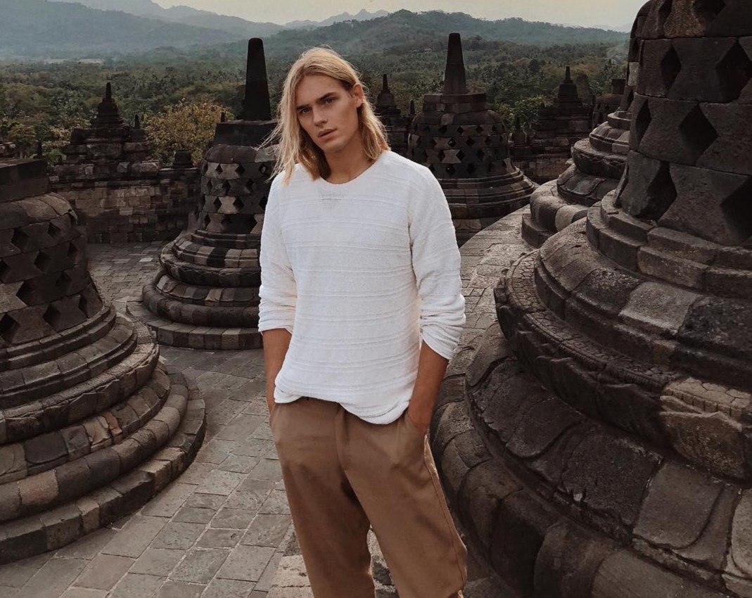 mau nam so huu than hinh nhu tuong tac anh 6