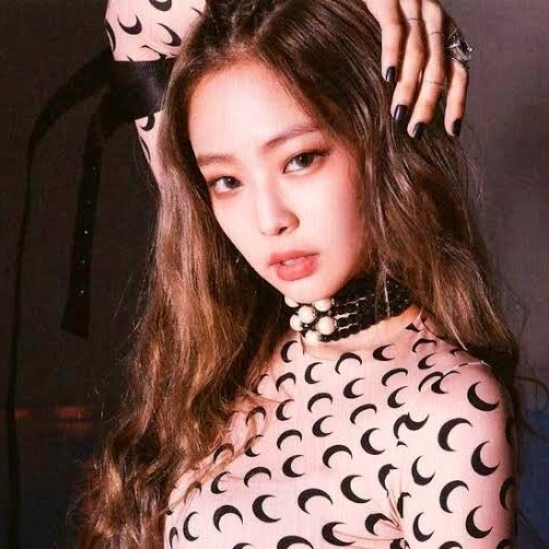 hyuna gay tranh cai vi mac do doi anh 8