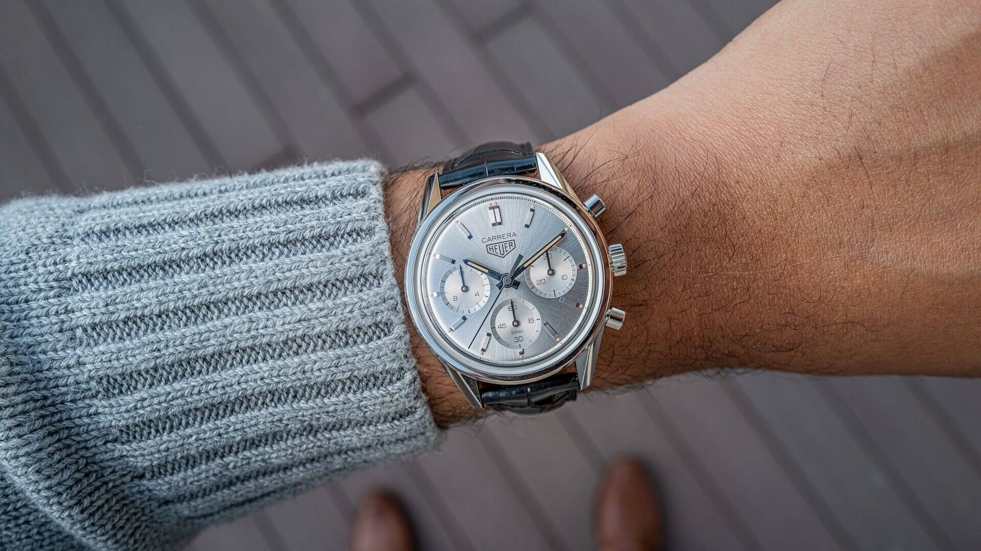 5 mau dong ho dat do duoc yeu thich trong nam 2020 hinh anh