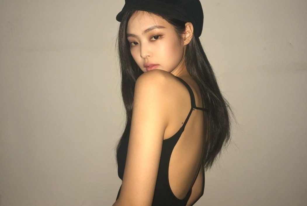 mac ao khoe lung tran anh 8