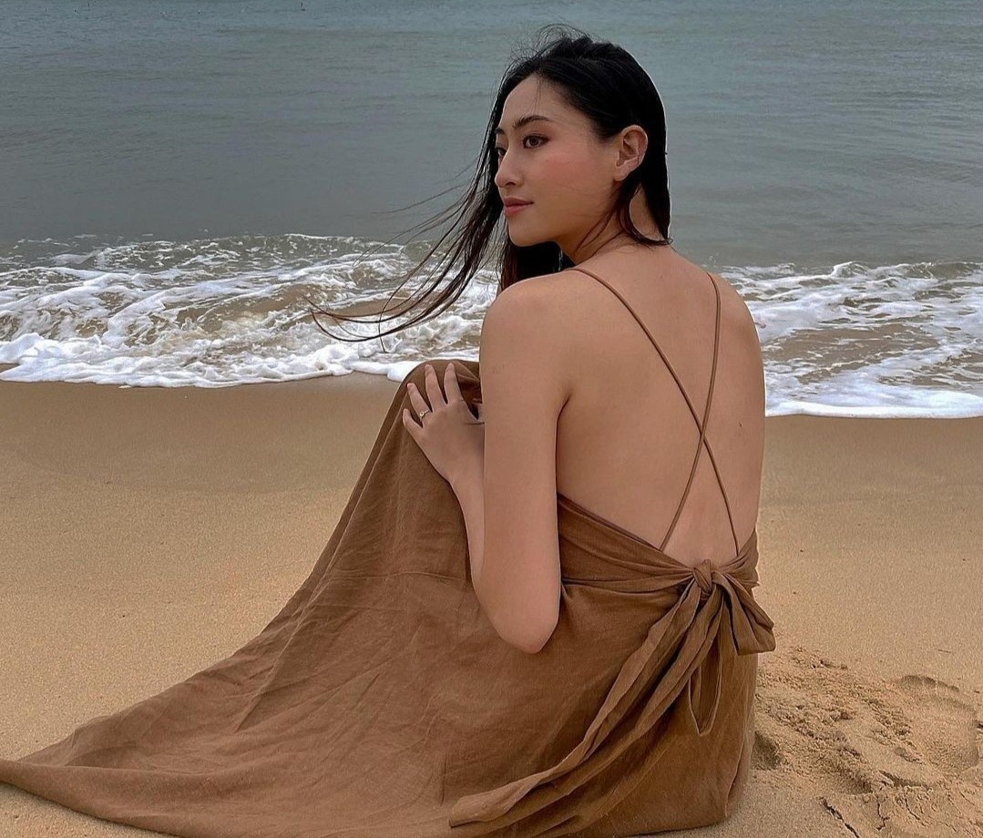 mac ao khoe lung tran anh 7