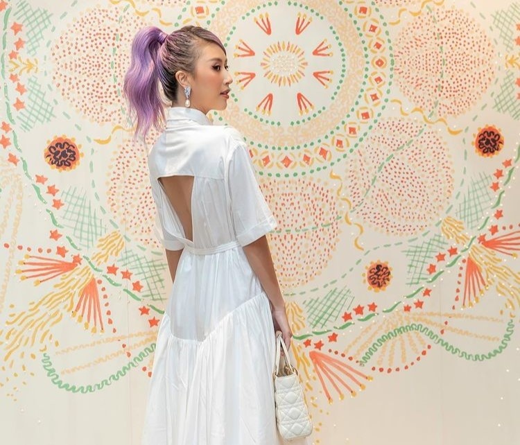 mac ao khoe lung tran anh 6