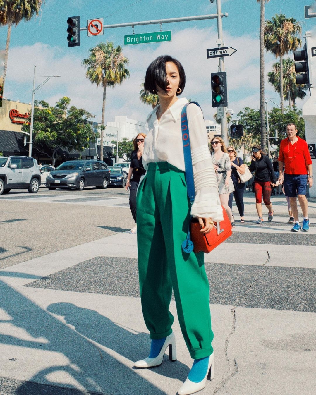 chau bui goi y phoi do do don tet anh 10