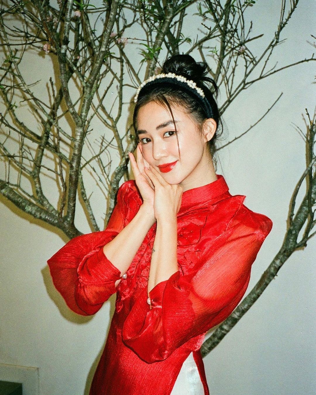 chau bui goi y phoi do do don tet anh 16