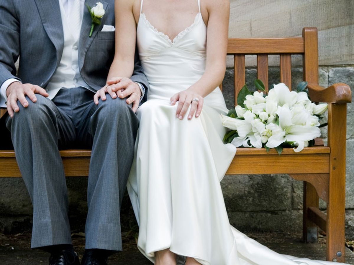 xu huong vay cuoi cho nam 2021 anh 8