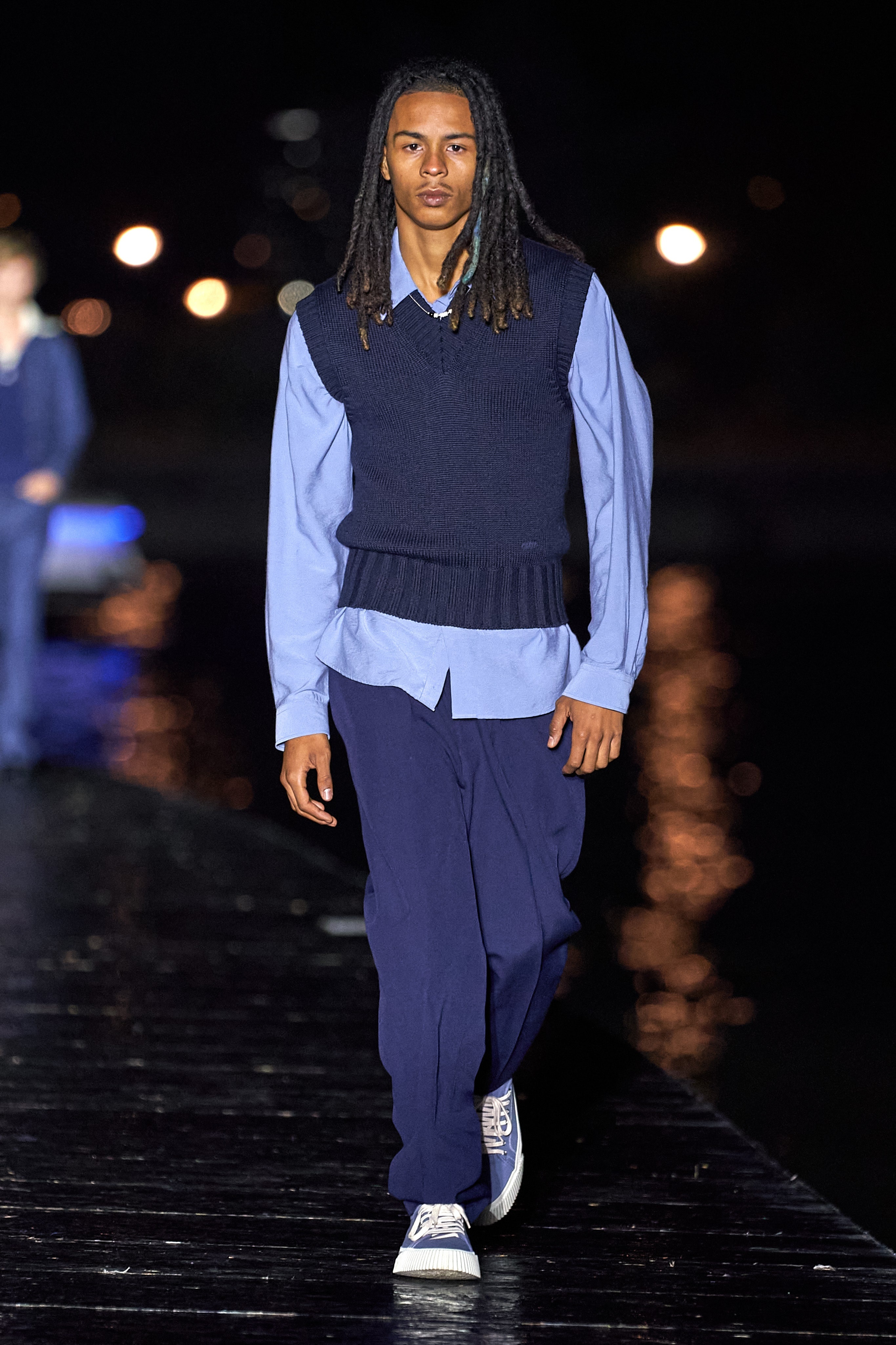 nam gioi mac gi de khong bi loi mot anh 12