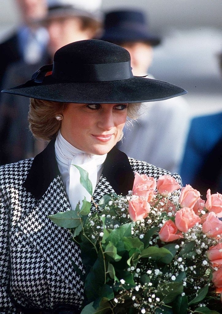 Meghan Markle kể tội Hoàng gia Anh ảnh 3 Meghan Markle ke toi Hoang gia Anh anh 3