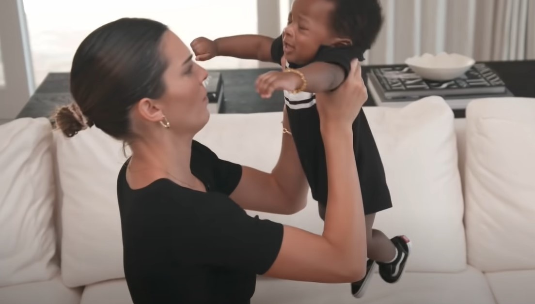 Kendall Jenner muon co con anh 2