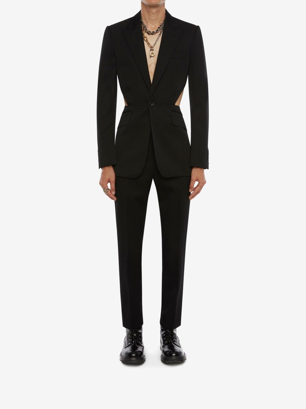 vay bao thu tro thanh nguon cam hung cho thoi trang nam anh 4