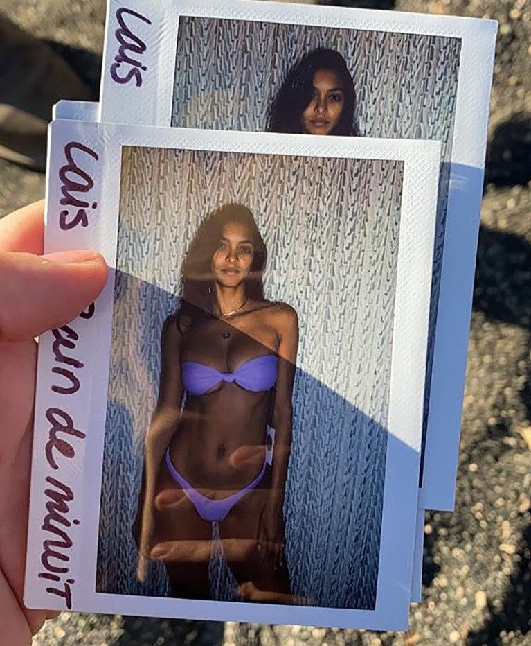 hau truong buoi chup hinh cua nguoi mau ao tam anh 4