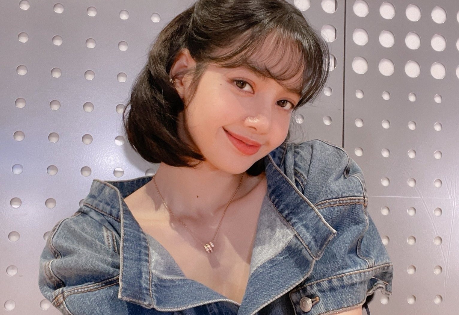 Toc mai xoan tu nhung nam 70 dang tro thanh mot hinh anh