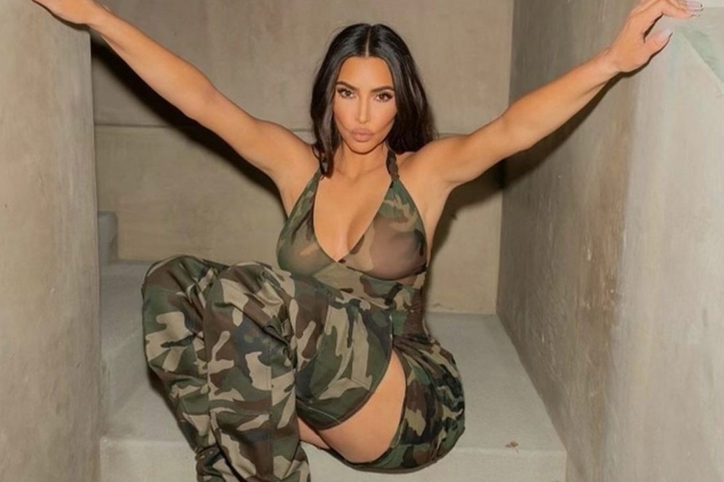 Kim Kardashian dan dau mot mac do ran ri goi cam hinh anh