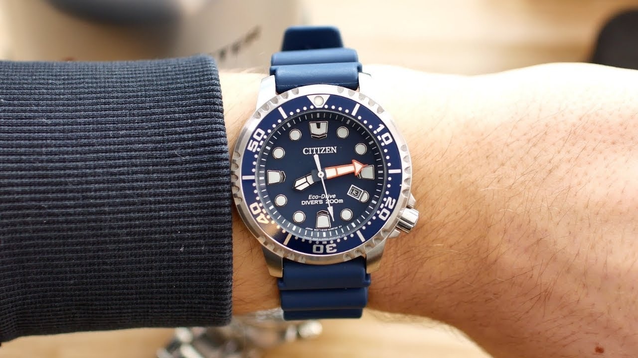 dong ho duoi 300 USD anh 6