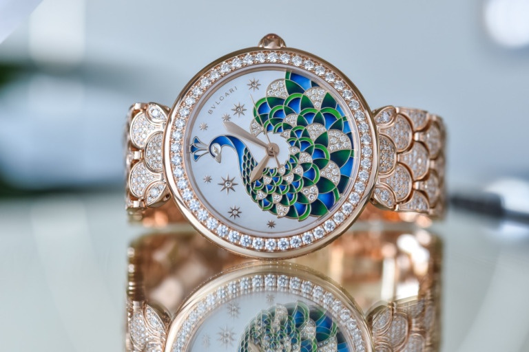 nhung mau dong ho nu tinh xao anh 3