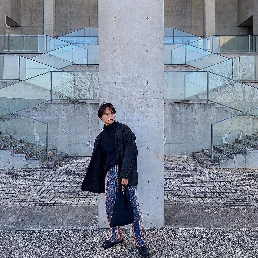 mốt đeo túi tam giác ở nhật ảnh 4 mot deo tui tam giac o nhat anh 4