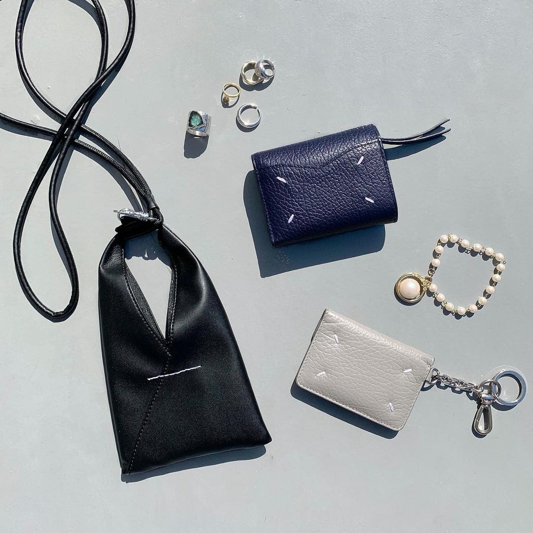 mot deo tui tam giac o nhat anh 6