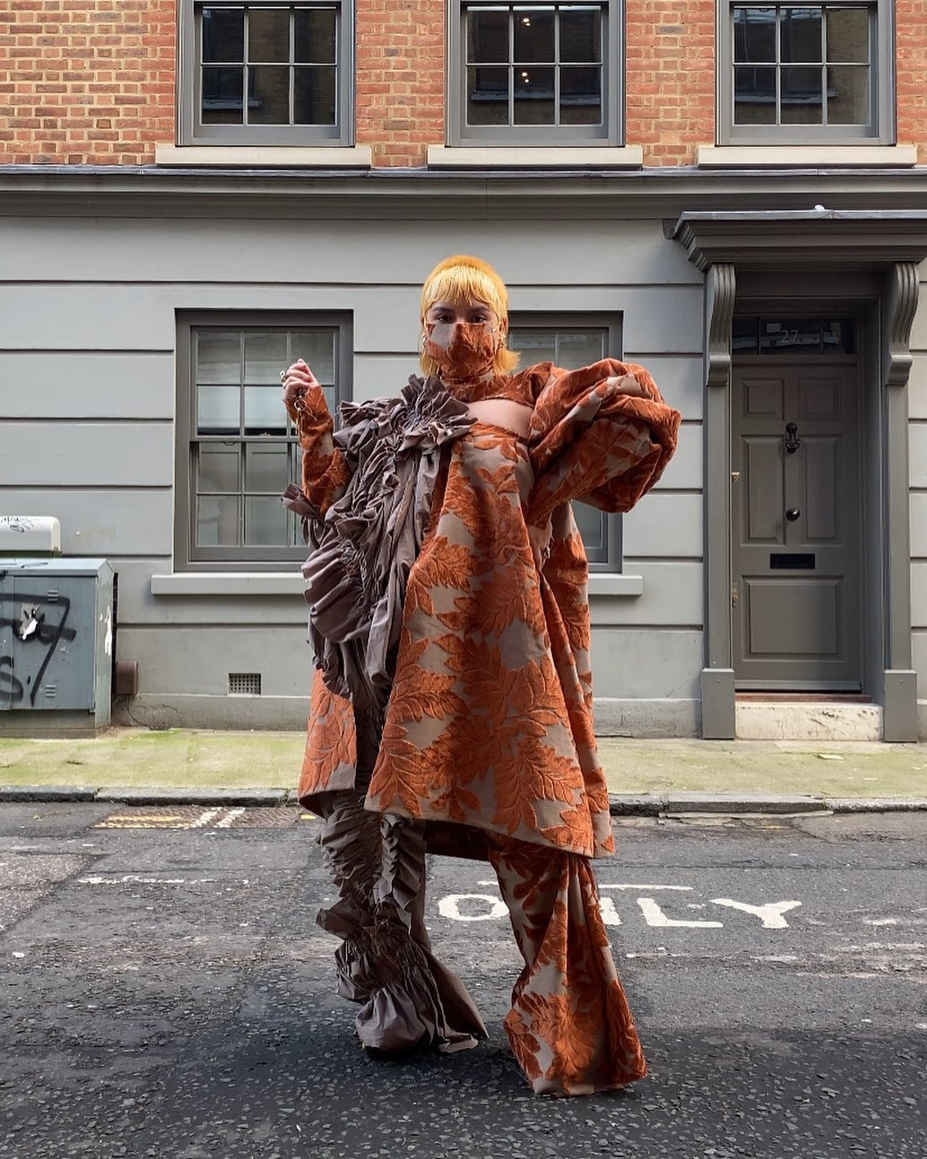 nu sinh mac do ngoai co anh 4