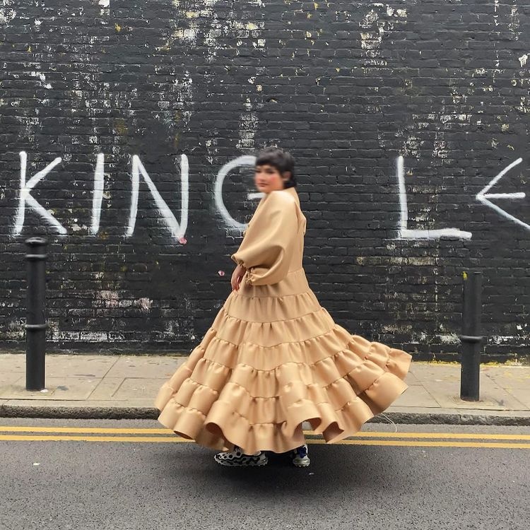 nu sinh mac do ngoai co anh 1