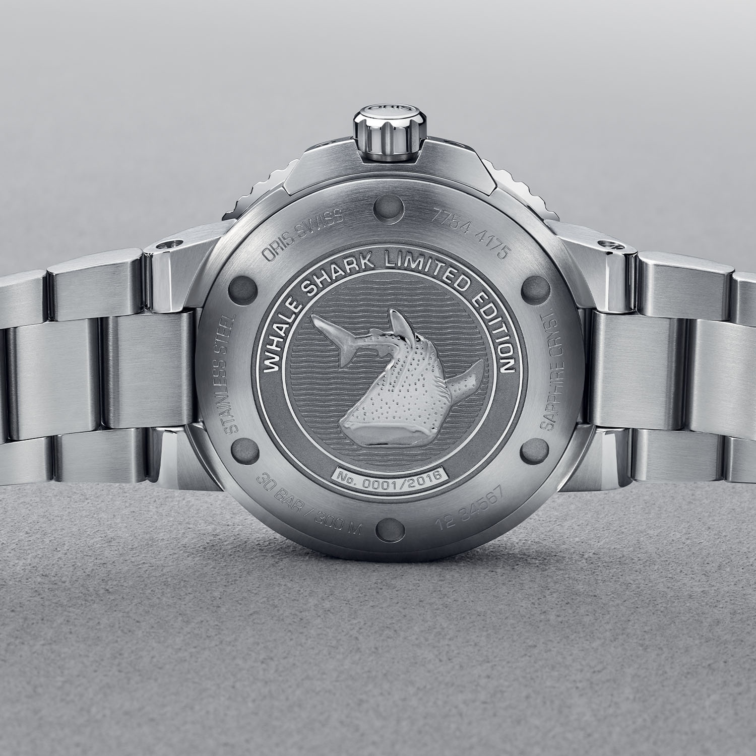 5 mẫu đồng hồ có khả năng chống nước tốt ảnh 2 5 mau dong ho co kha nang chong nuoc tot anh 2