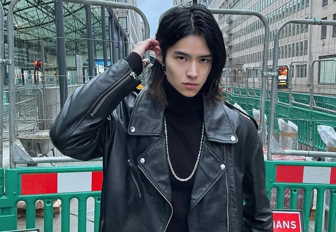 Nam nguoi mau cao 1,83 m co gu an mac lang tu hinh anh