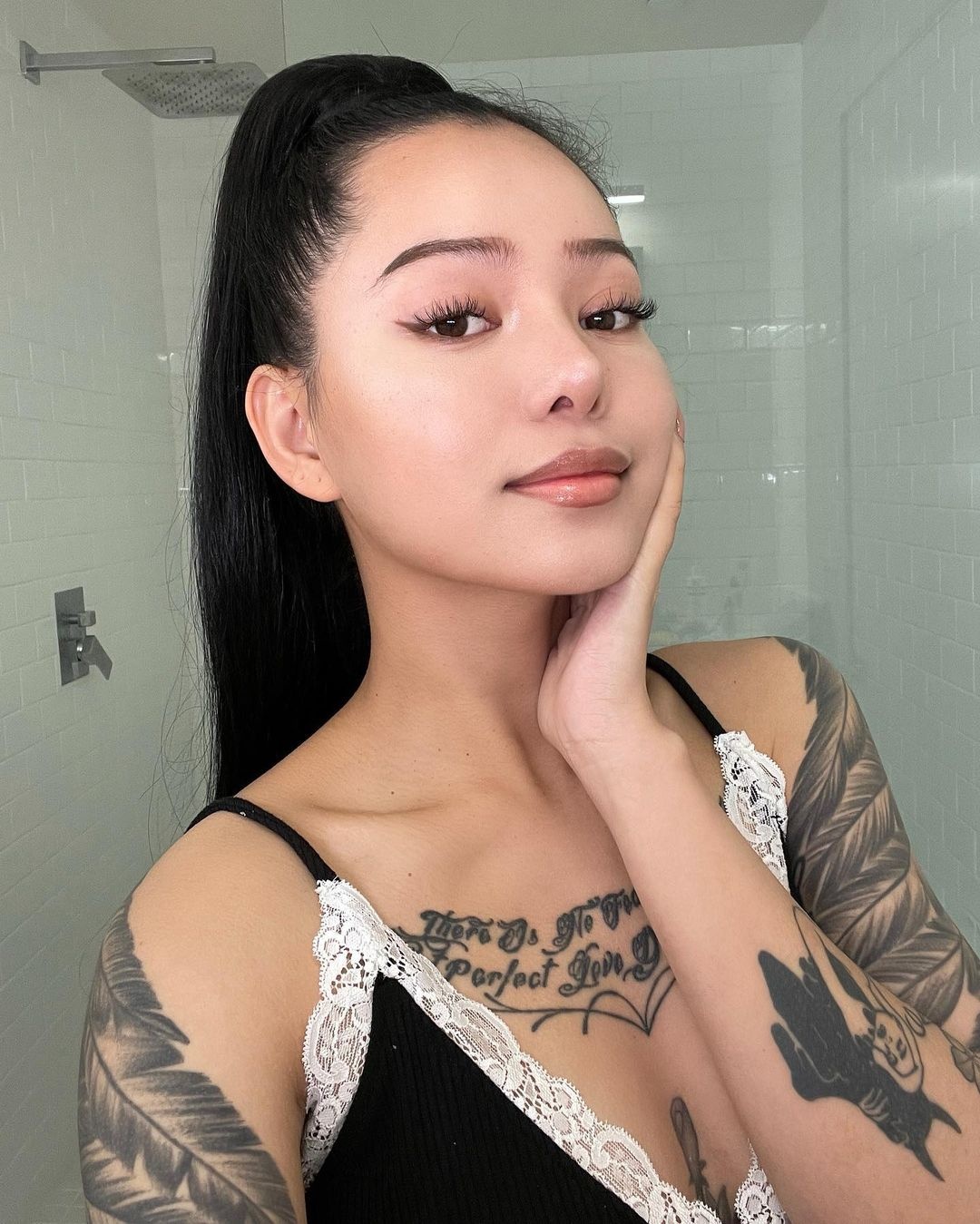 mặt mộc của Bella Poarch ảnh 4 mat moc cua Bella Poarch anh 4